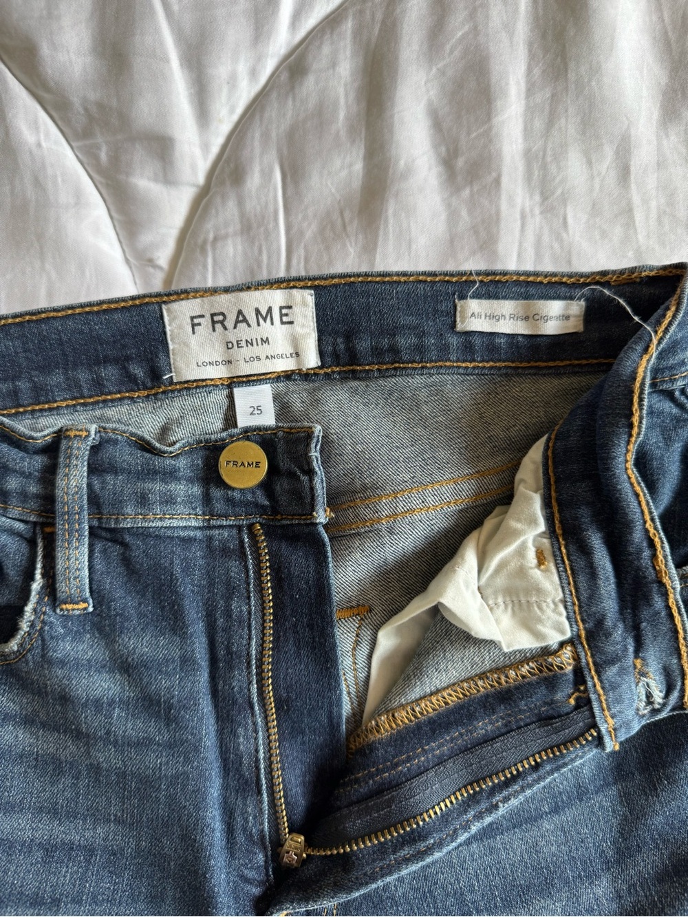 FRAME Denim Women's Dark Blue Ankle Jeans